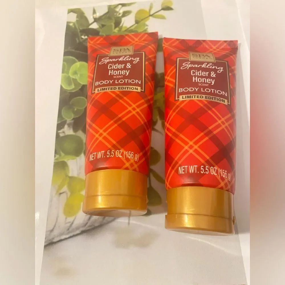 🛍️ (Lot 2) SPARKLING CIDER & HONEY HAND & BODY LOTION 5.5 Oz Each🔥